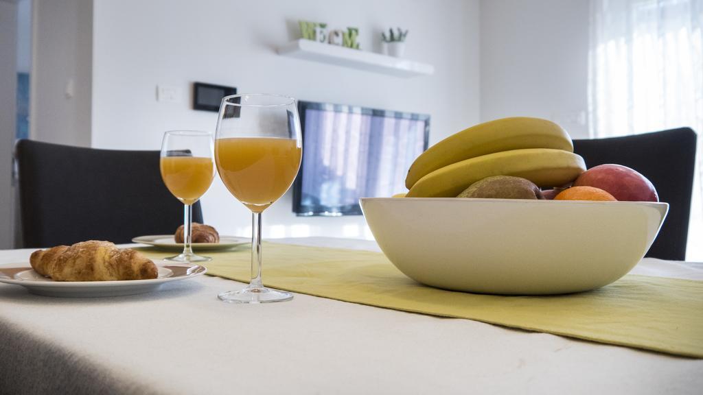 Apartment Nikolina Podstrana Buitenkant foto
